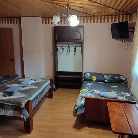 V Ulyanu Hotel Yaremche Luaran gambar