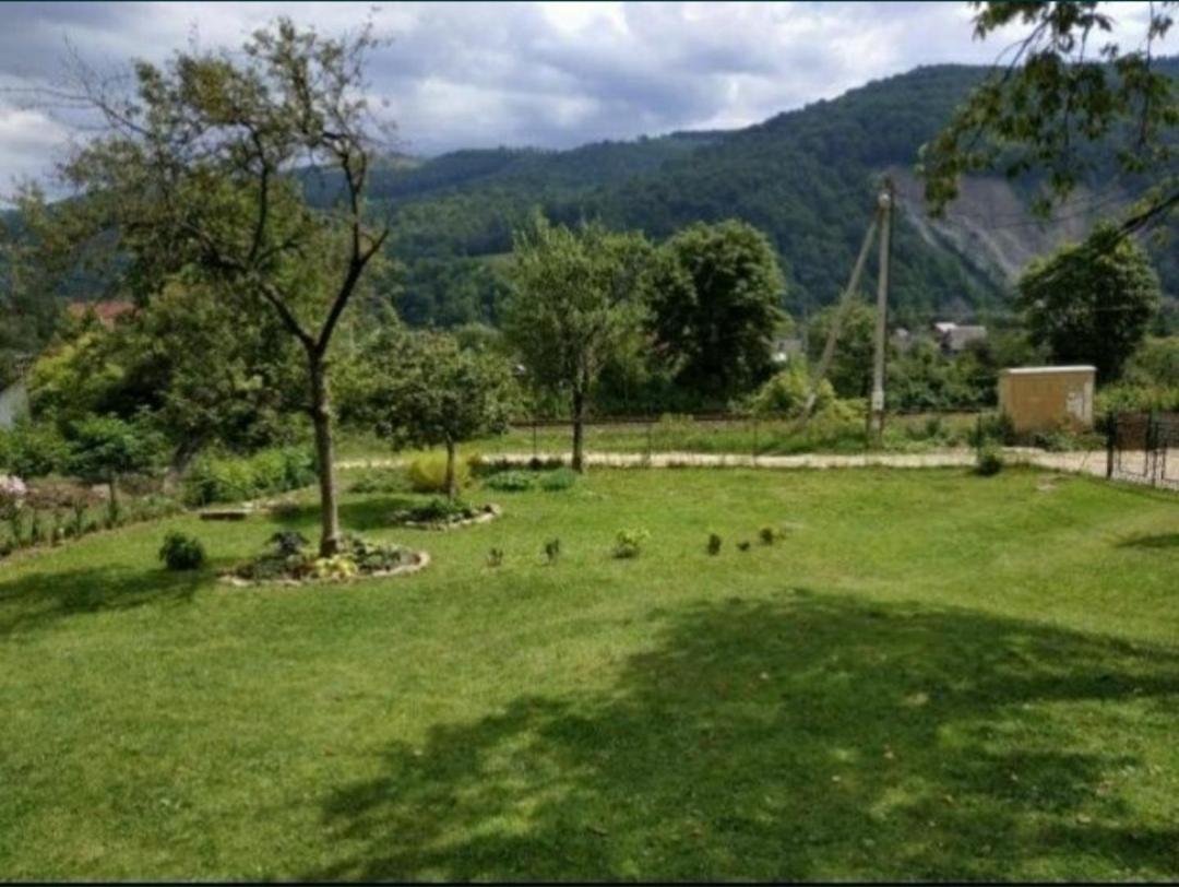 V Ulyanu Hotel Yaremche Luaran gambar