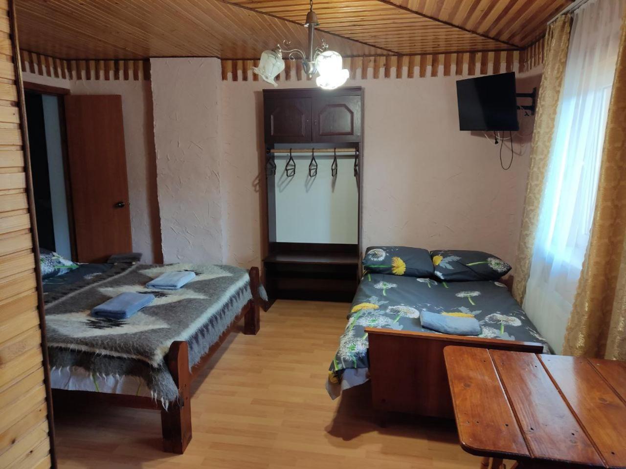 V Ulyanu Hotel Yaremche Luaran gambar