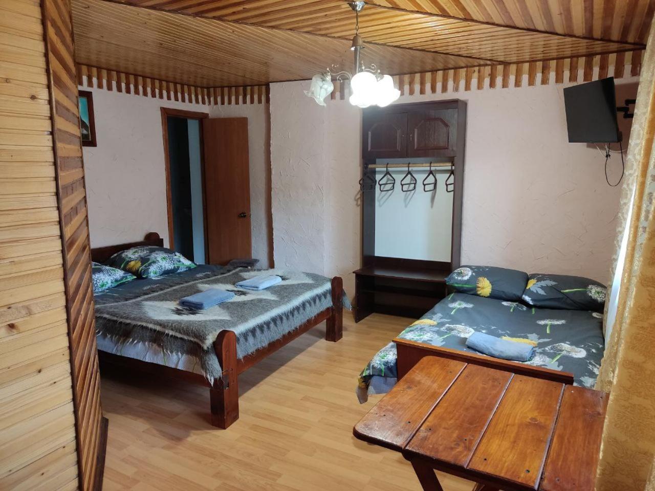 V Ulyanu Hotel Yaremche Luaran gambar