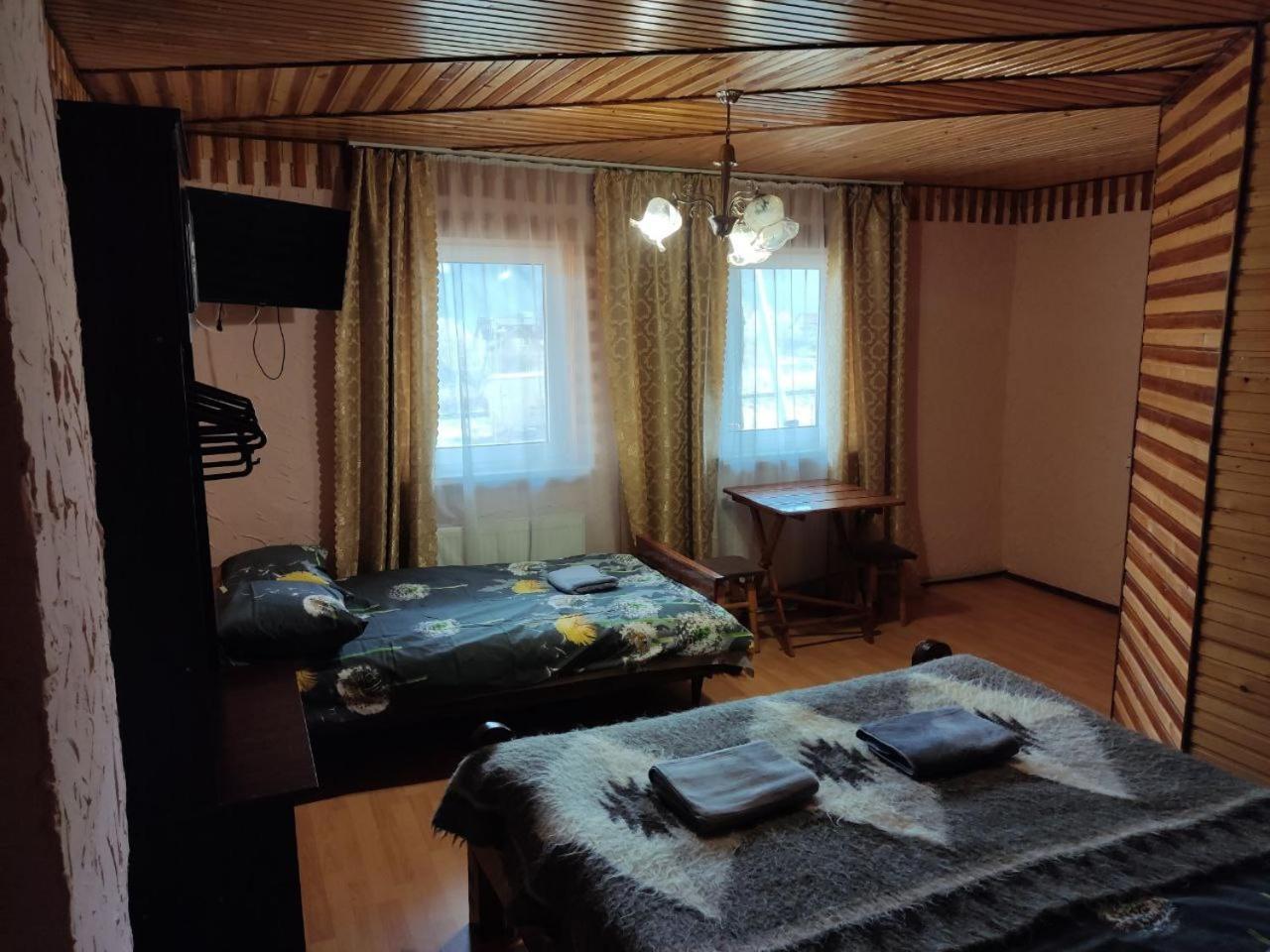 V Ulyanu Hotel Yaremche Luaran gambar
