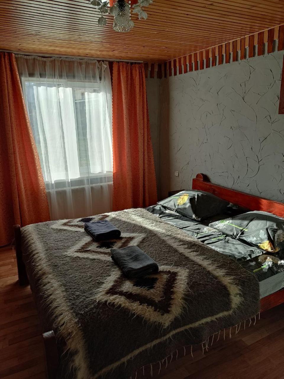 V Ulyanu Hotel Yaremche Luaran gambar