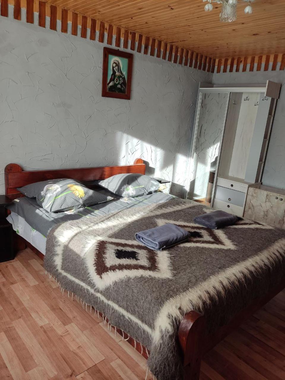 V Ulyanu Hotel Yaremche Luaran gambar
